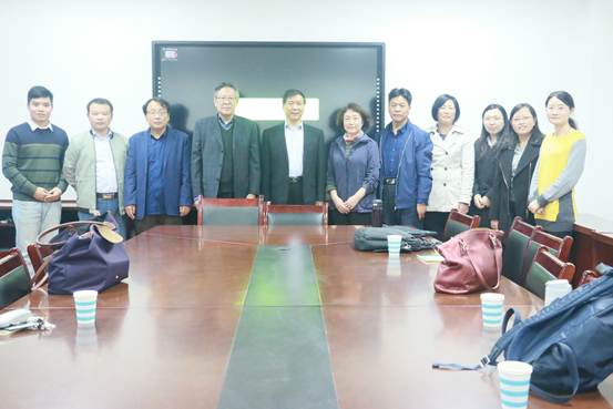 左東嶺:左東嶺教授來(lái)我院作報(bào)告